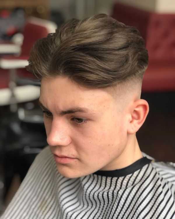 men's middle part haircut